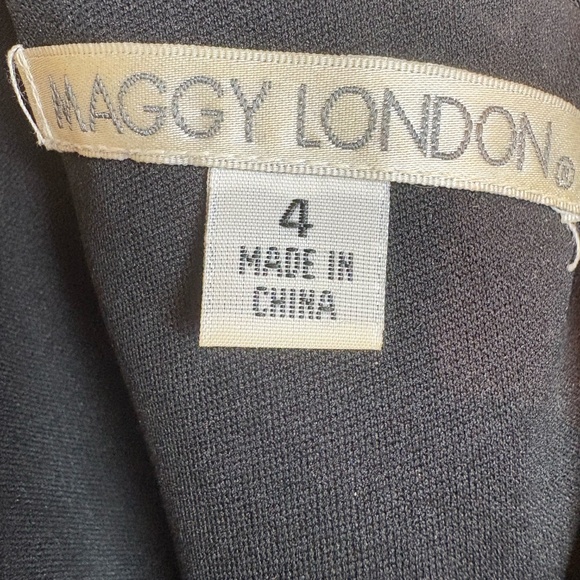 Maggy London Black/Tan/Cream Elbow Length Sleeves Shift Dress with Lace Accent - Picture 6 of 7